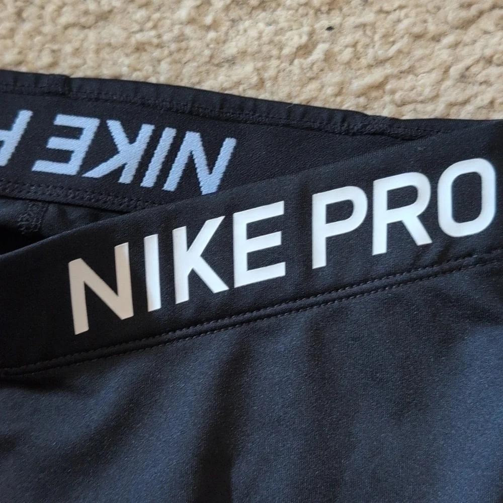 Nike pro black